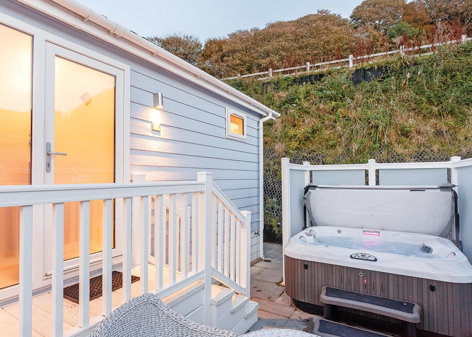Beach Cove Coastal Retreat Ильфракомб Экстерьер фото