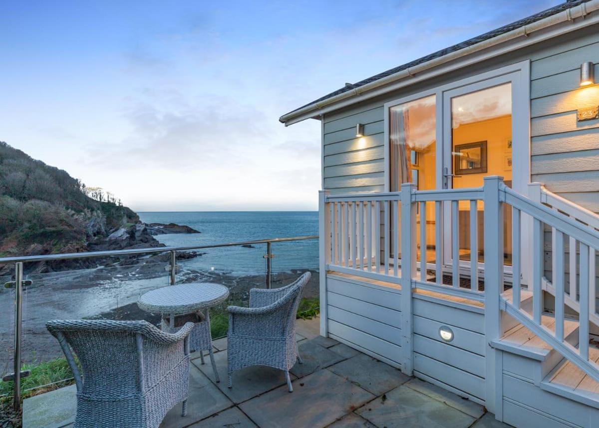 Beach Cove Coastal Retreat Ильфракомб Экстерьер фото